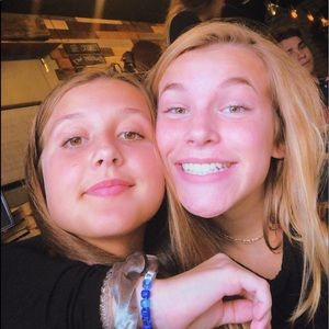 Meet your Posher, Jolee